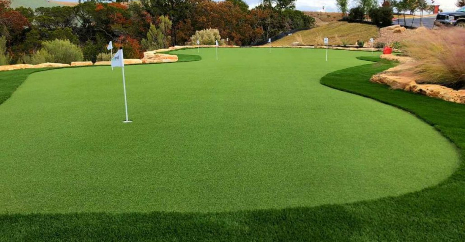 How Do Synthetic turf installers Dallas TX Products Compare to Natural Grass?